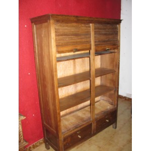 Libreria de persina en madera de castaño