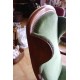 bonito antiguo  sillon orejero 